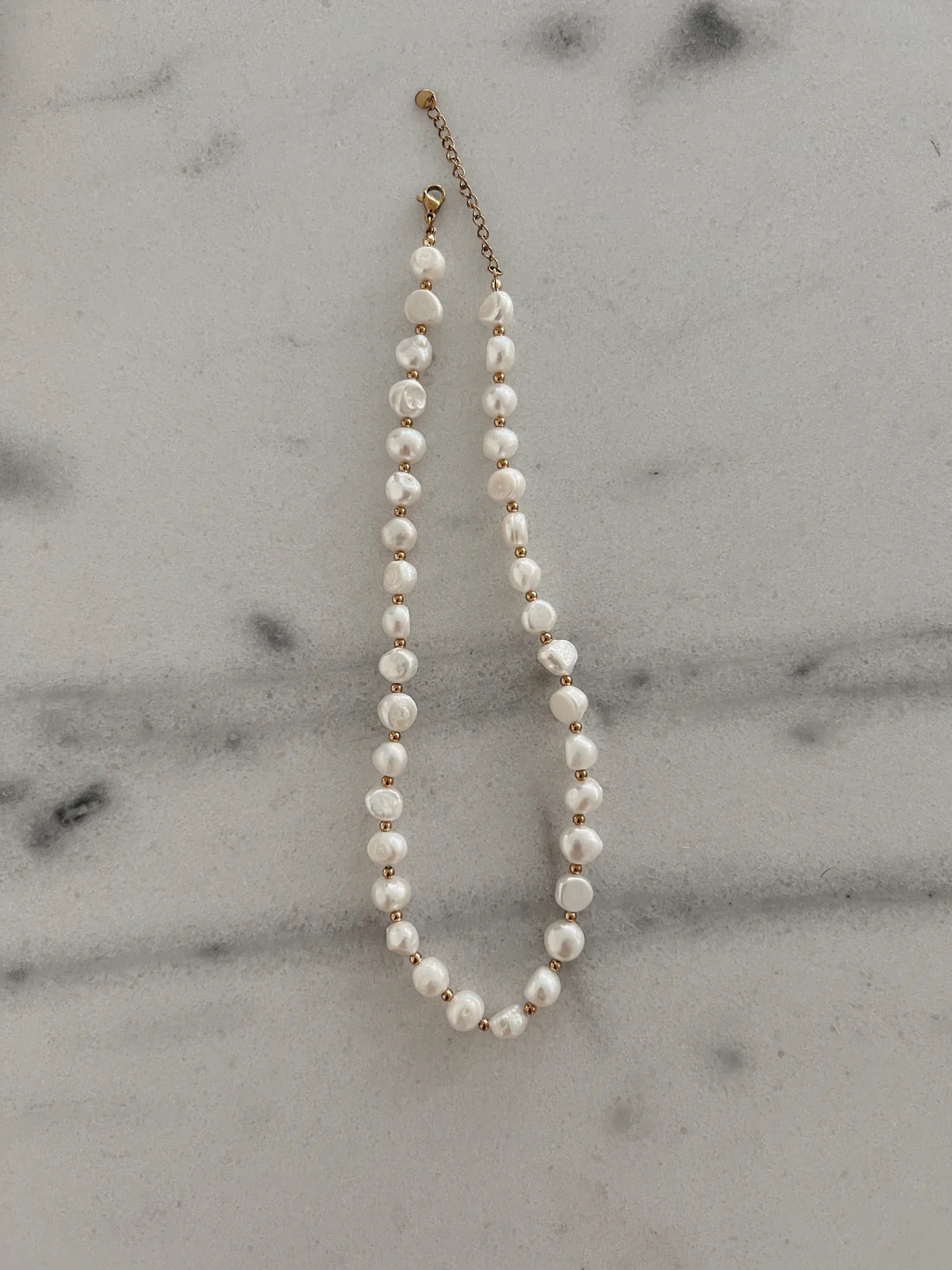 Glam Pearl Necklace