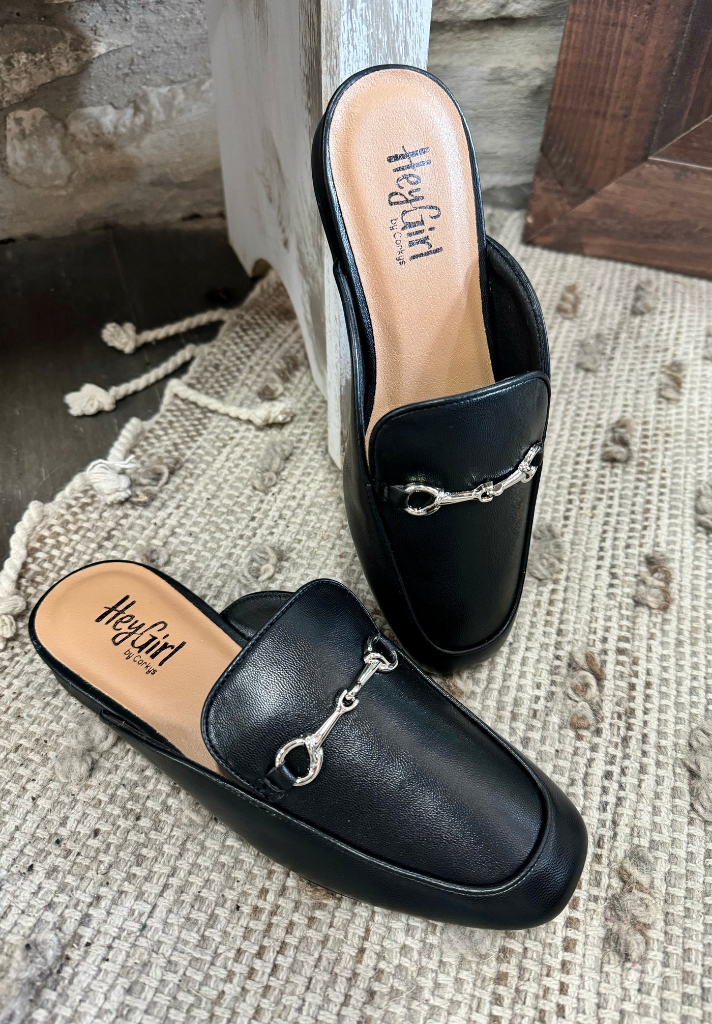 Charmer Flat Mule- Black