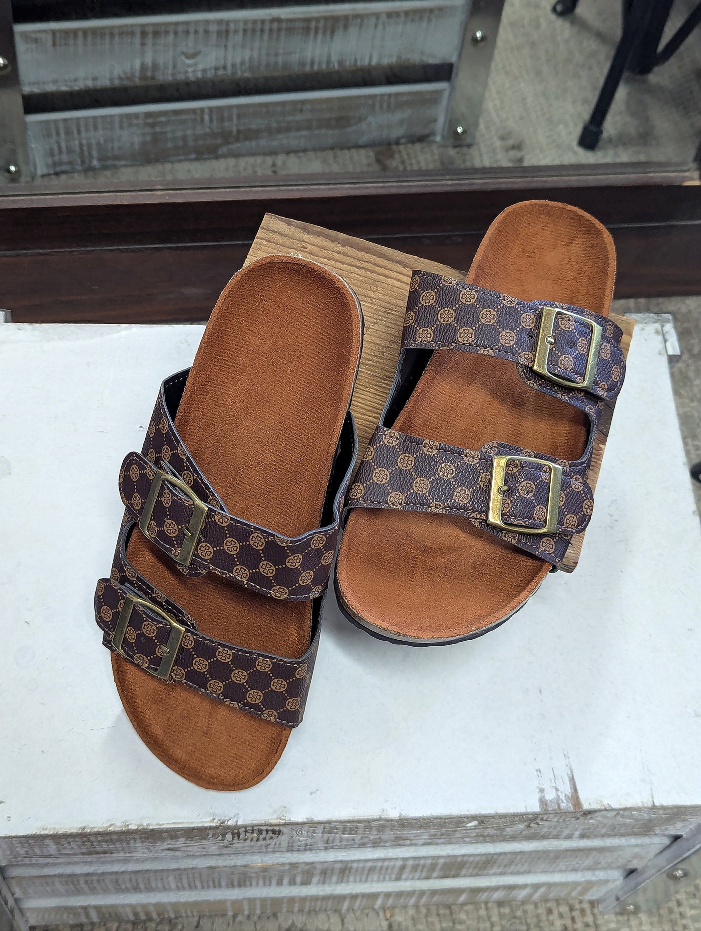 Geo Print Buckle Sandals