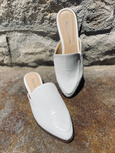 Fresh White Mule