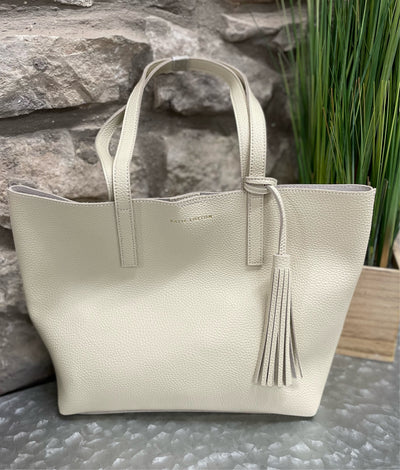 Tavi Tassel Tote